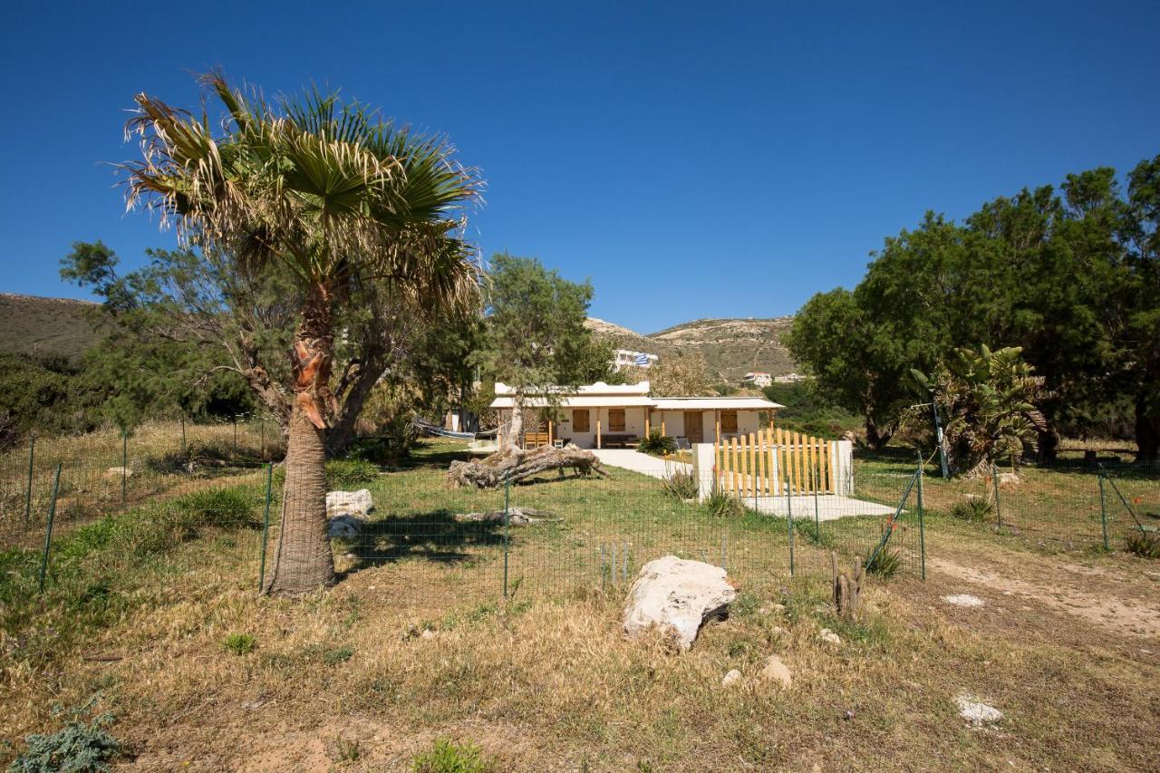 Mera Beachfront House - Фаласарна Екстер'єр фото