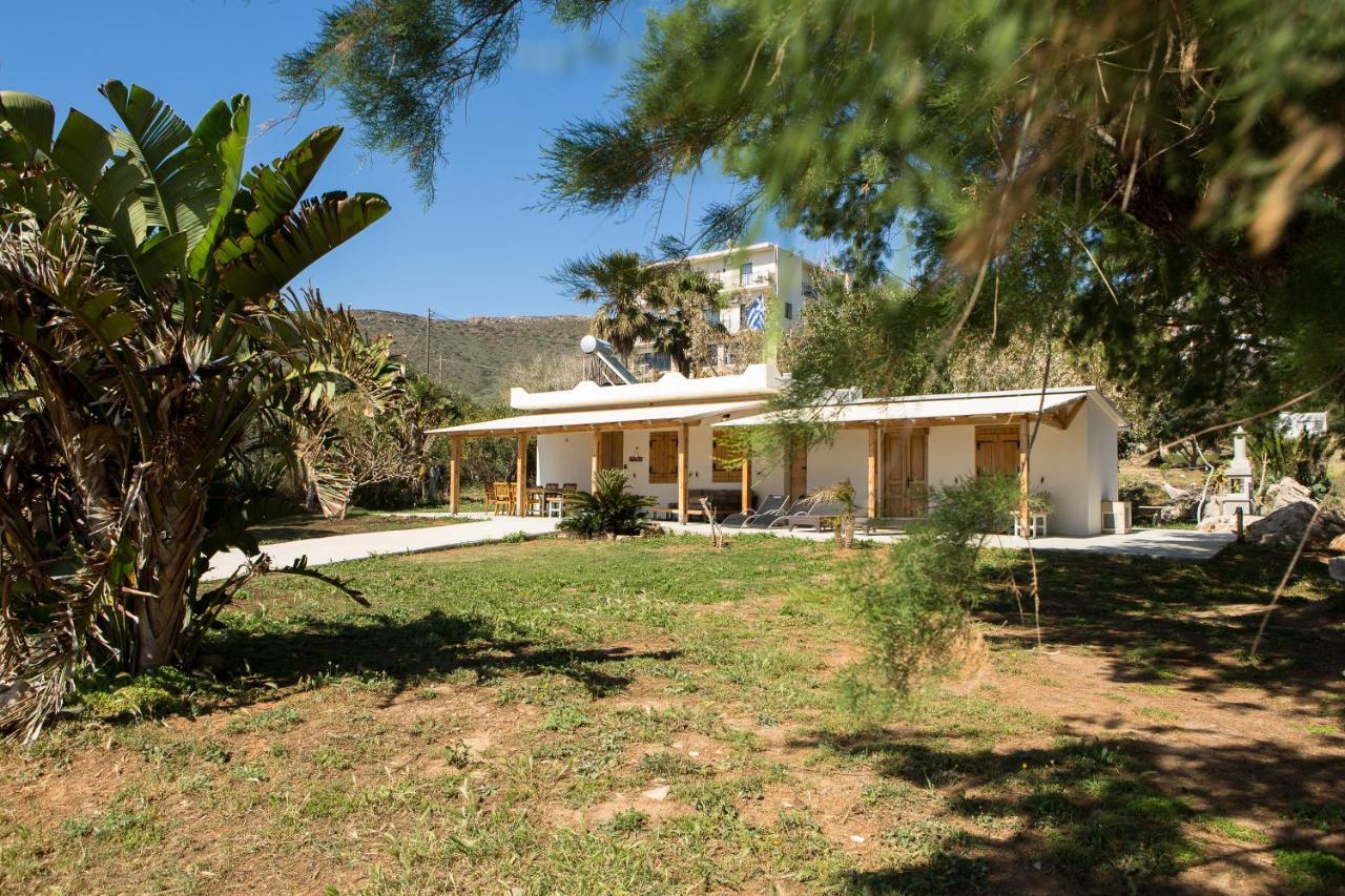 Mera Beachfront House - Фаласарна Екстер'єр фото