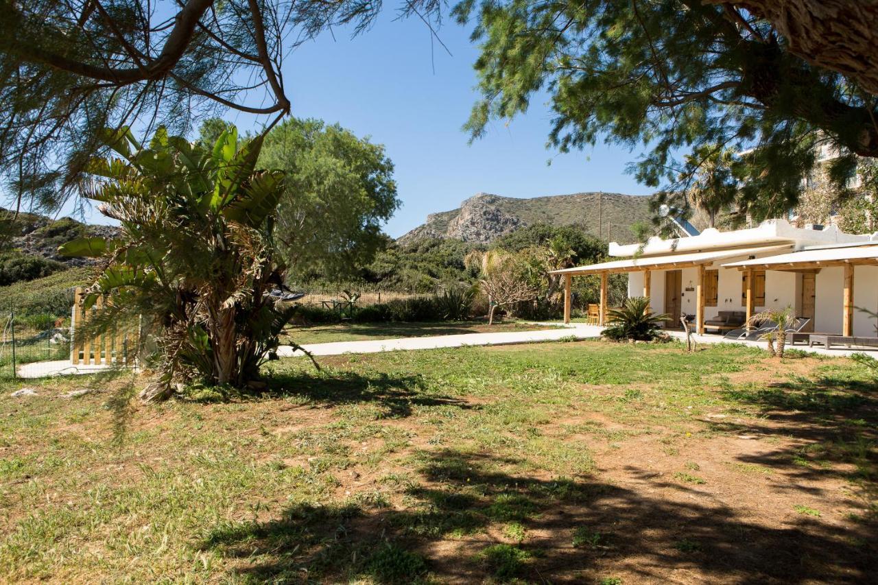 Mera Beachfront House - Фаласарна Екстер'єр фото