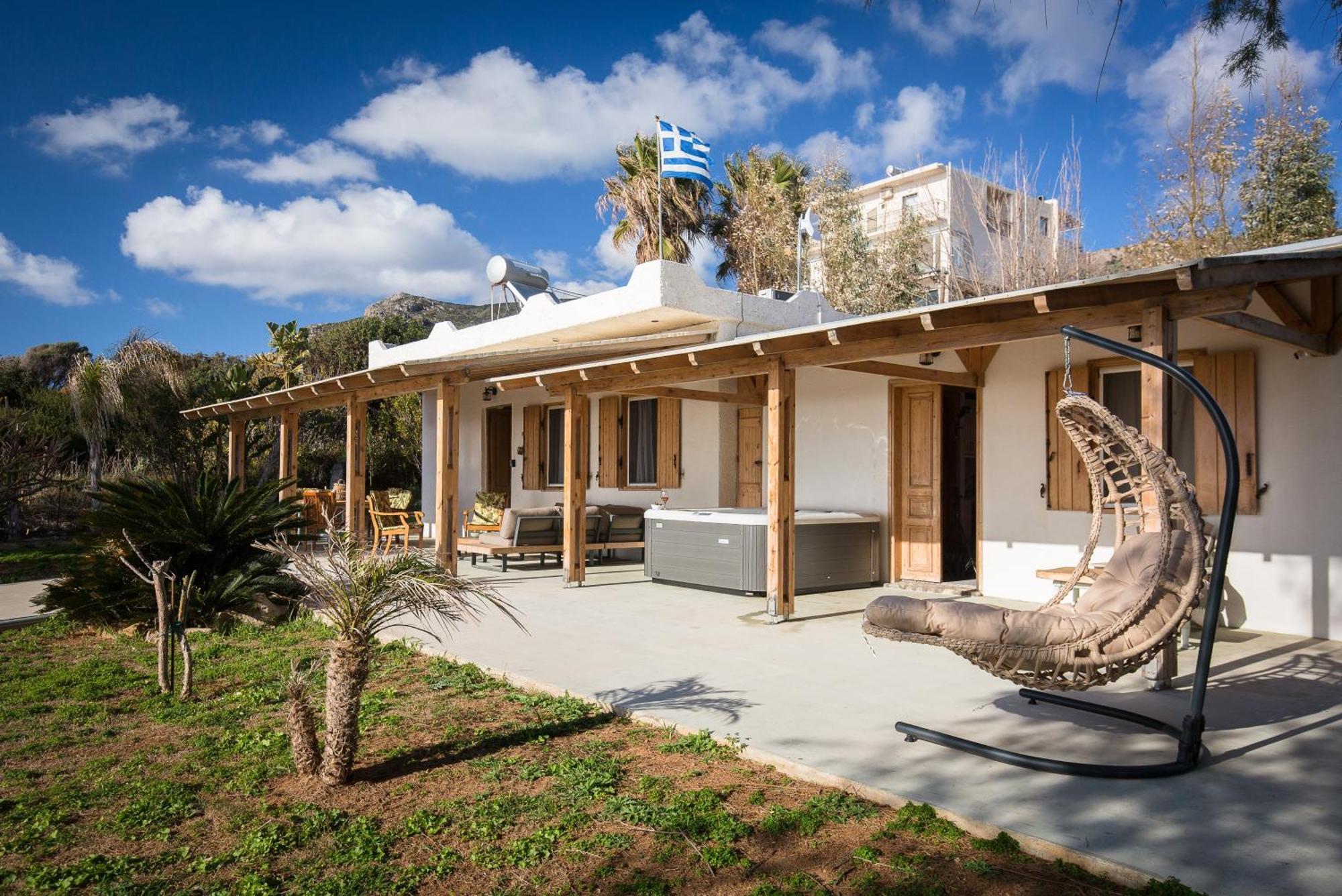 Mera Beachfront House - Фаласарна Екстер'єр фото