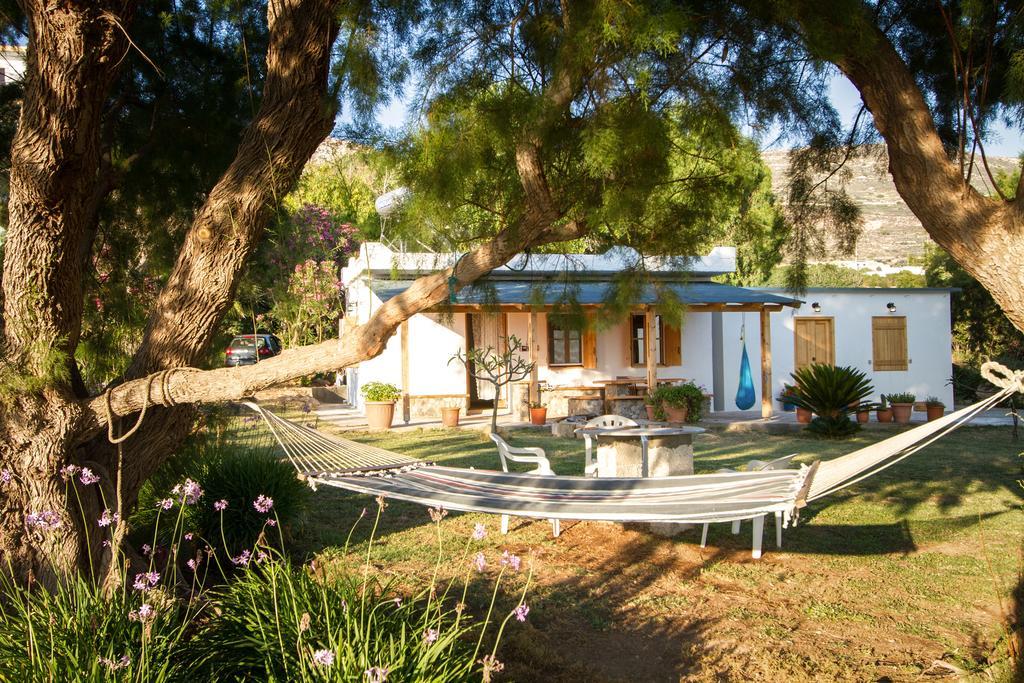 Mera Beachfront House - Фаласарна Екстер'єр фото