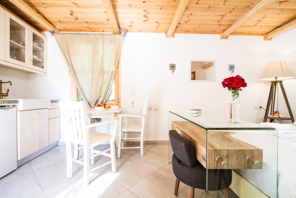Mera Beachfront House - Фаласарна Екстер'єр фото
